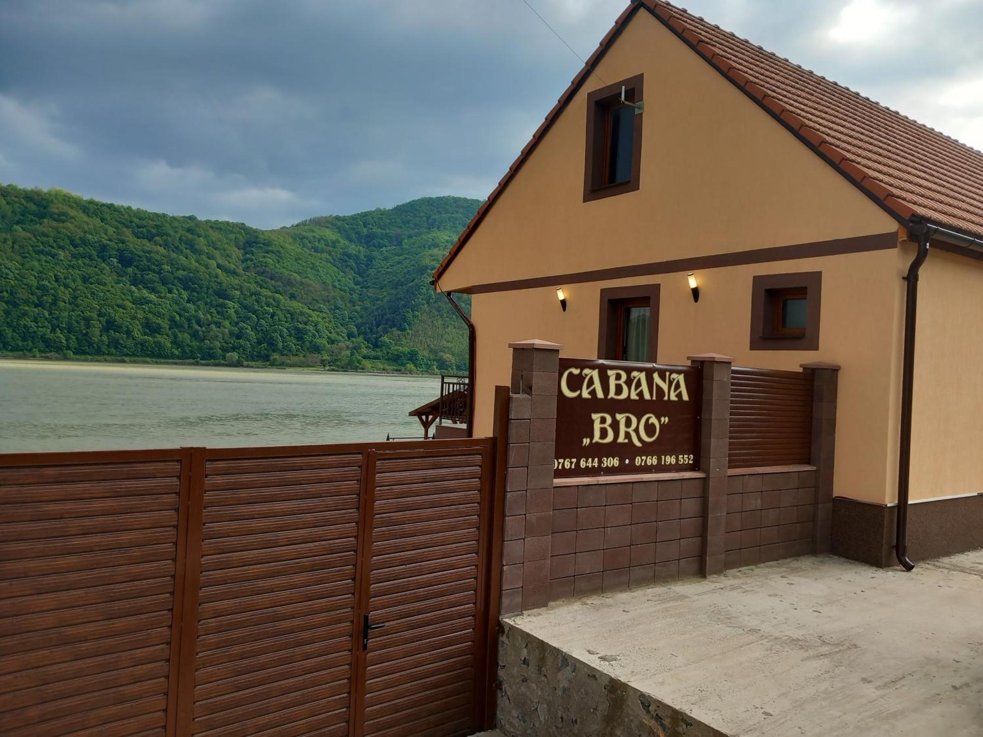 Cabana Bro Clisura Dunarii Villa Liborajdea Exterior foto